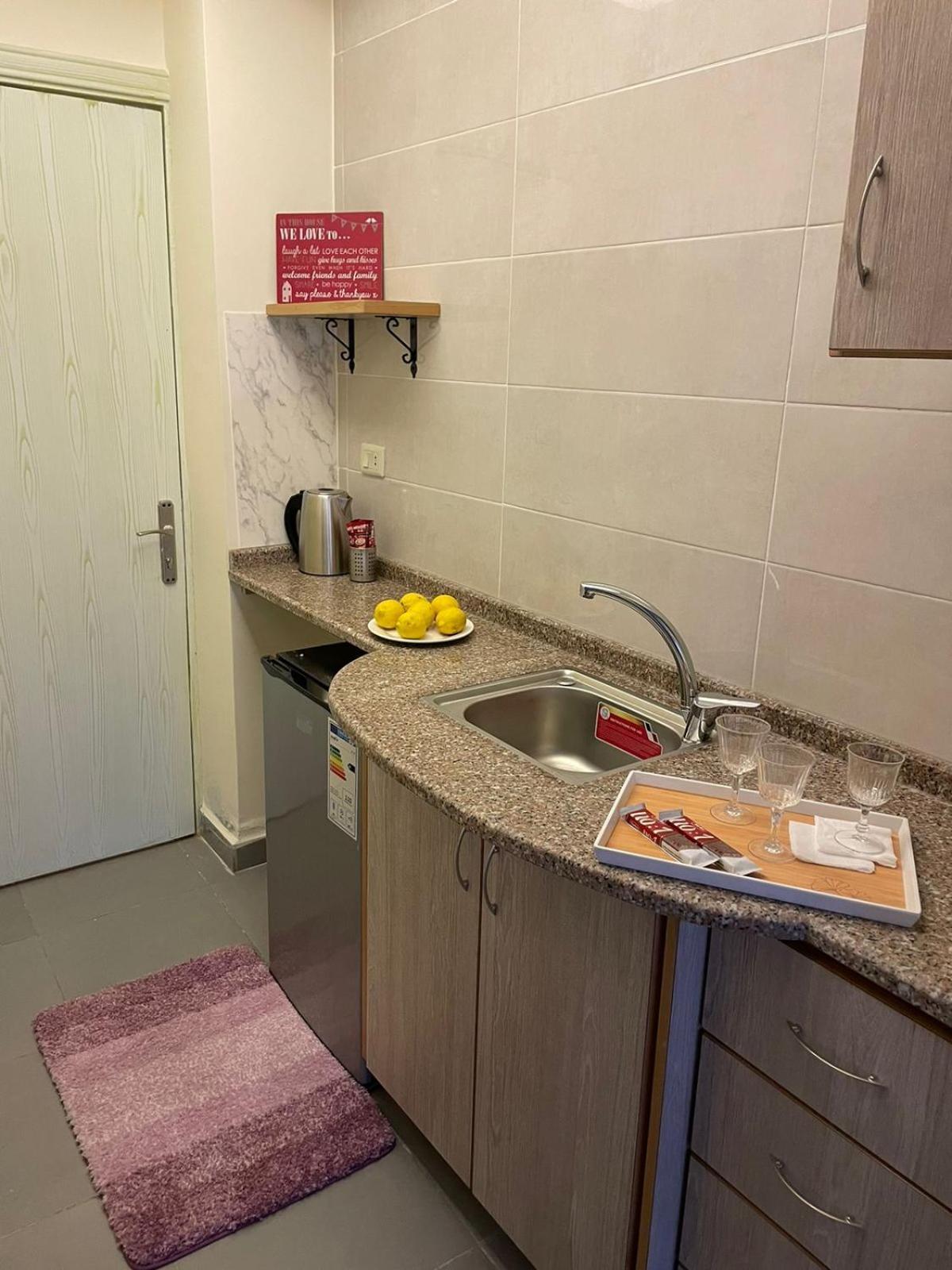 Classy Hostel Madaba Exteriör bild