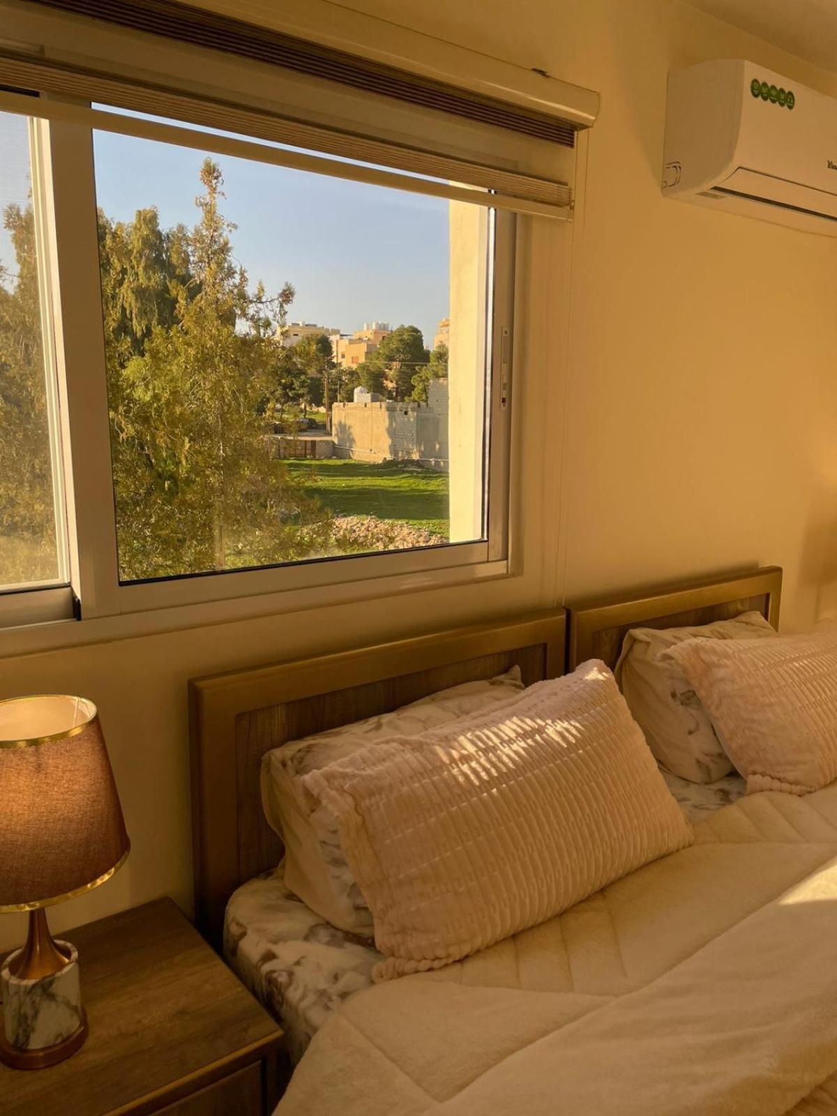 Classy Hostel Madaba Exteriör bild